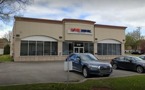 RE/MAX 2000